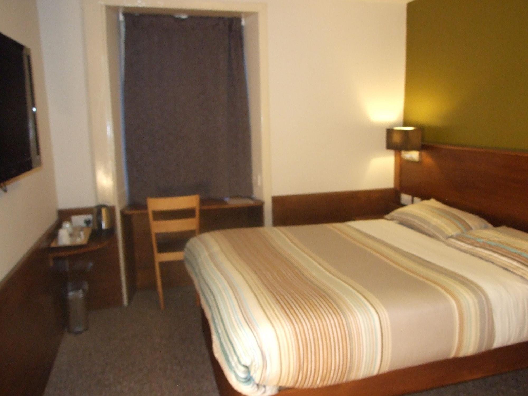 Guest house House